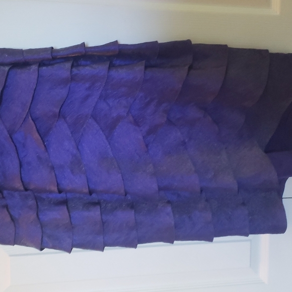 Gorgeous Purple & Iridescent purple Dress. Vneck with flattering ruffles. - Picture 3 of 9